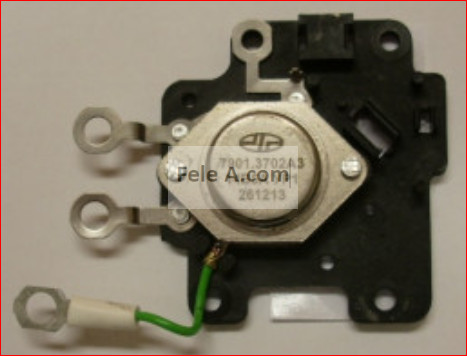 Releu regulator tensiune 14V/5A/700W /7901.3702A3/ /ORIGINAL/